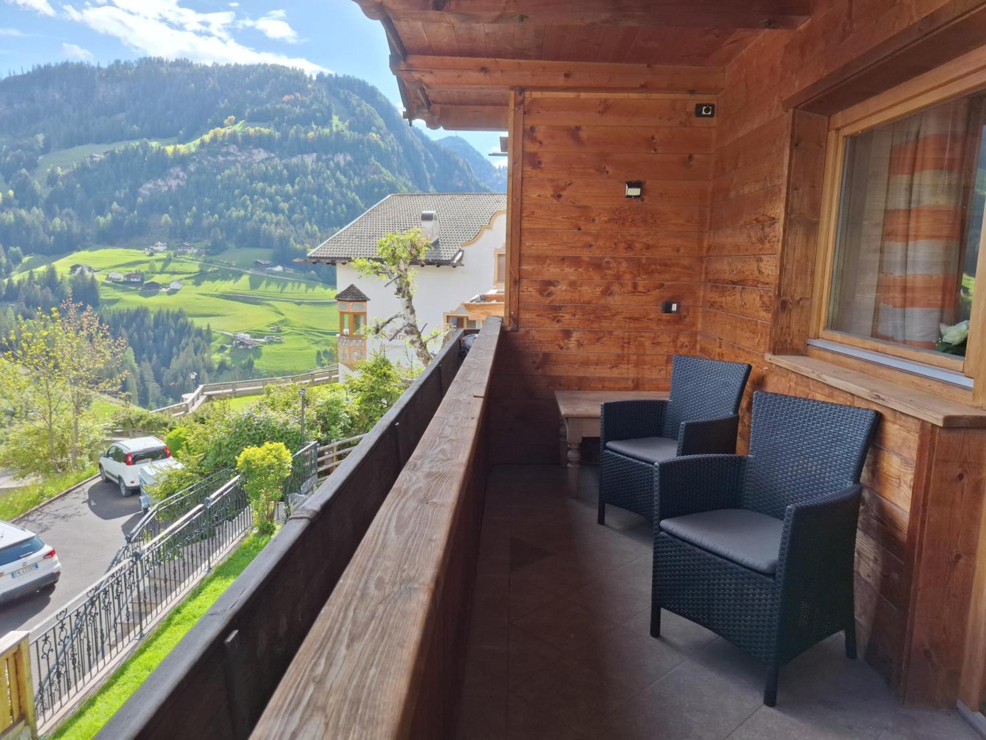 Apartments Insam Santa Cristina Val Gardena Luaran gambar