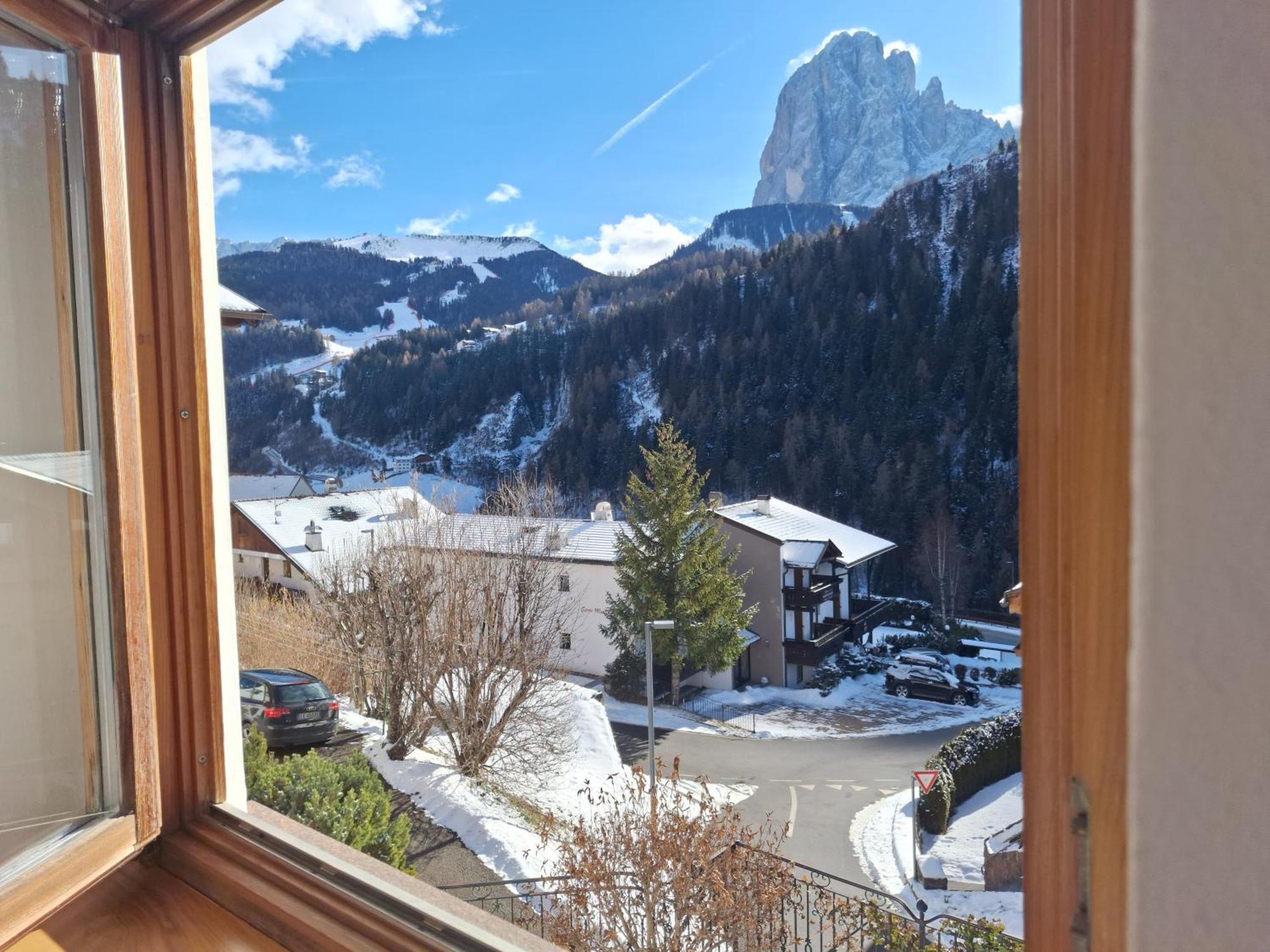 Apartments Insam Santa Cristina Val Gardena Luaran gambar